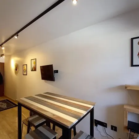 Comfortable Studio Renovated In * Chamonix