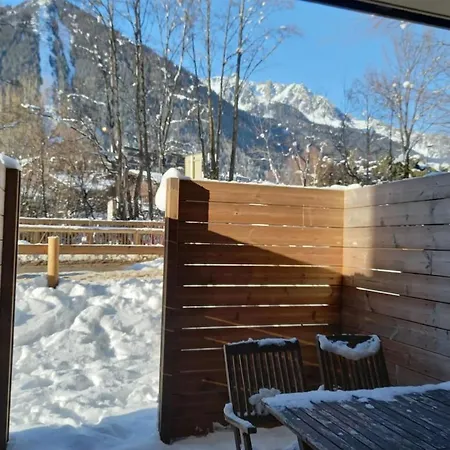 Comfortable Studio Renovated In Lägenhet
